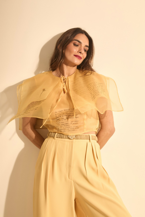 BLUSA CARTAS PAPIRO