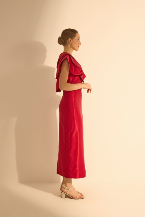 Aluf — BLUSA PETALAS CETIM VERMELHO