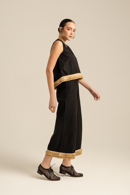 Aluf — ALUF - Blusa Palha Preto