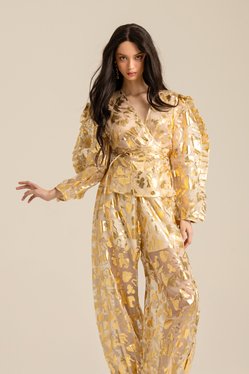 BLUSA RELICÁRIO DOURADO